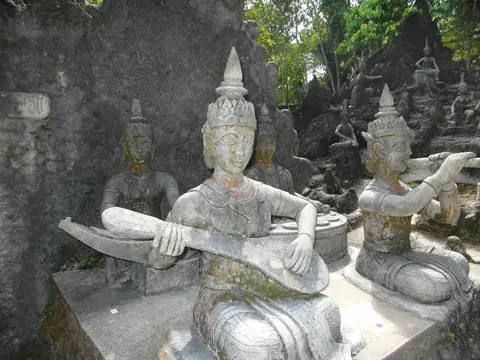 Secret Buddha Garden (Tar Nim)